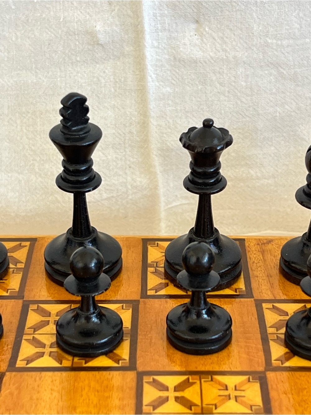 Vintage Staunton wooden chess set Stunning - Picture 5 of 13